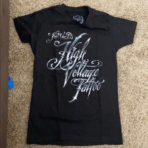 K Von D shirt size Small